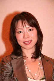氷栗優