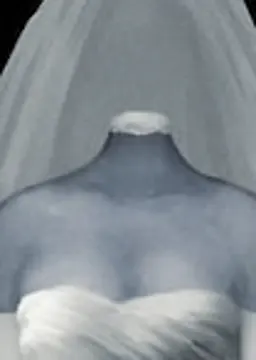 ドレスの女