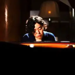 小瀬村晶