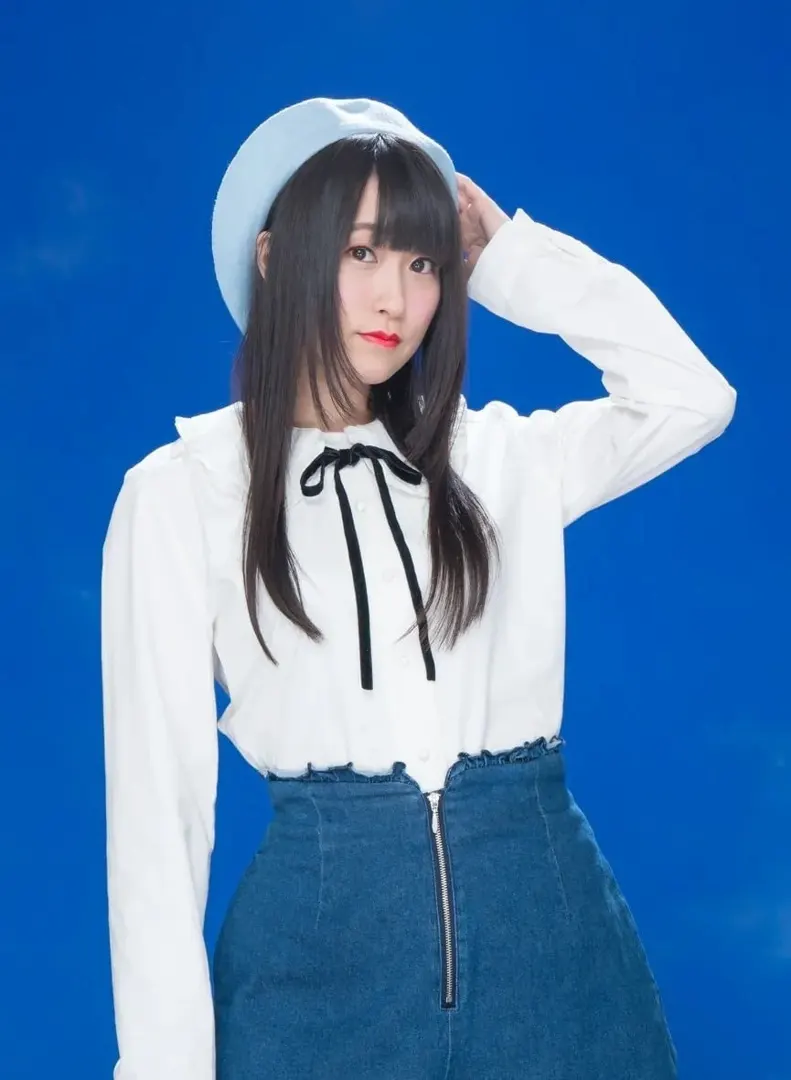 村川 梨衣