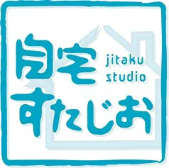 自宅すたじお logo