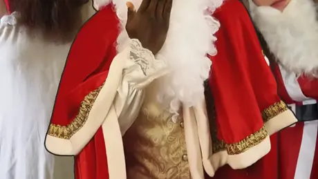 Too Many Santas!